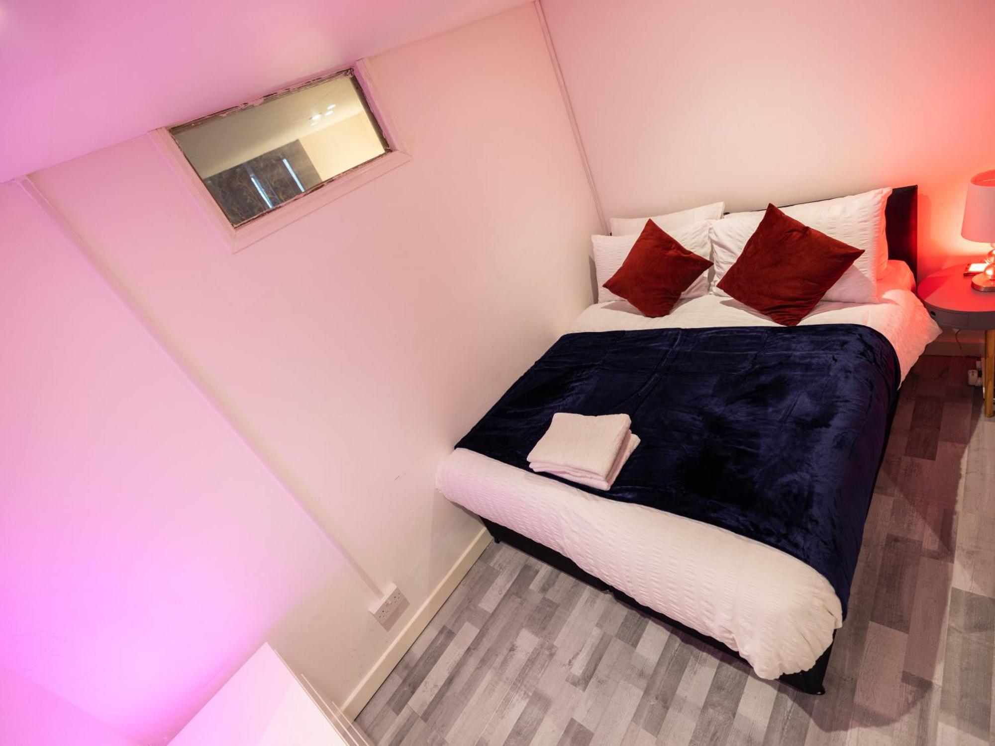 1 Bed-4guests-sofabed-wifi-closetocity-parking Appartamento *