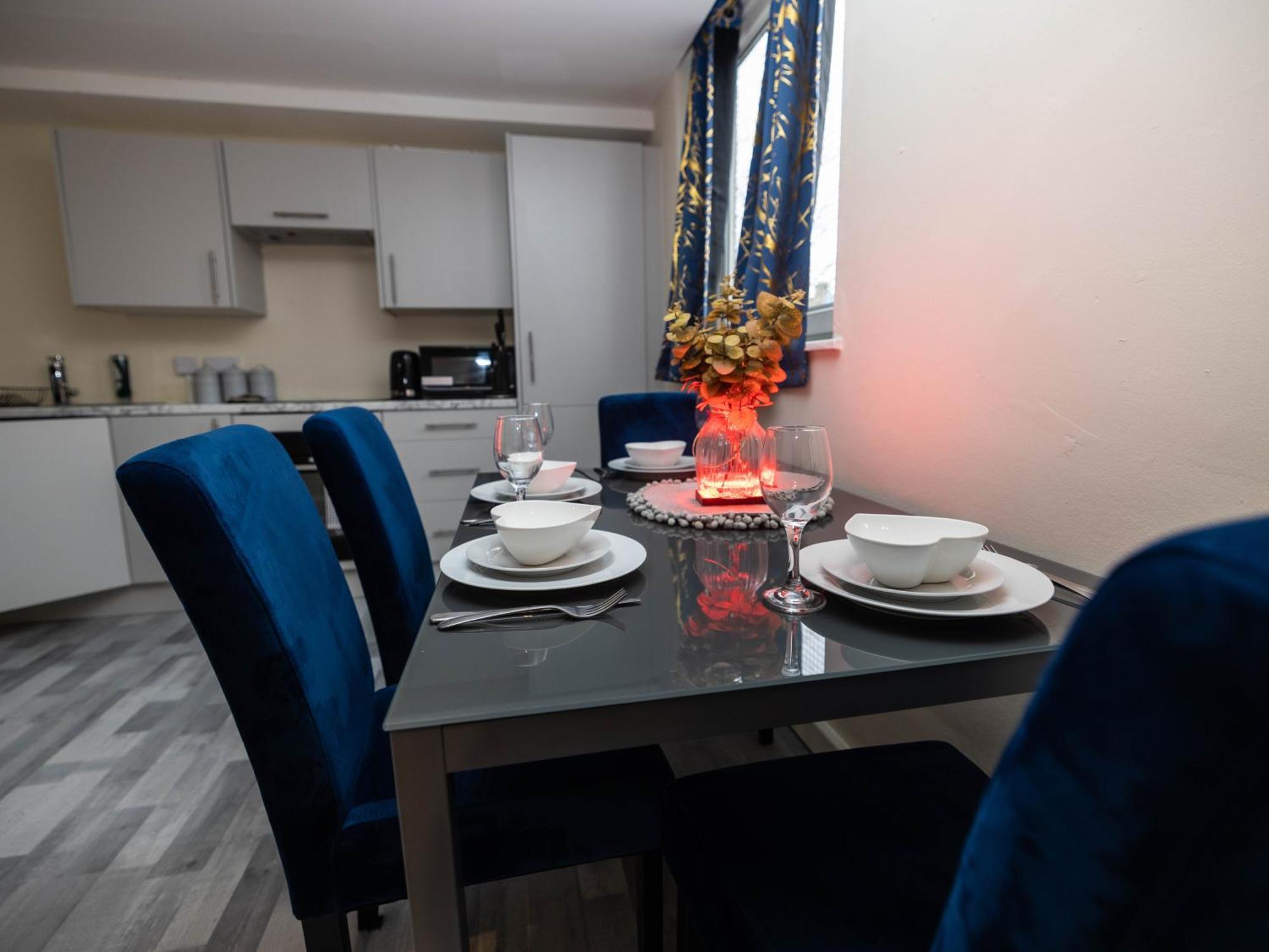 1 Bed-4guests-sofabed-wifi-closetocity-parking Appartamento *